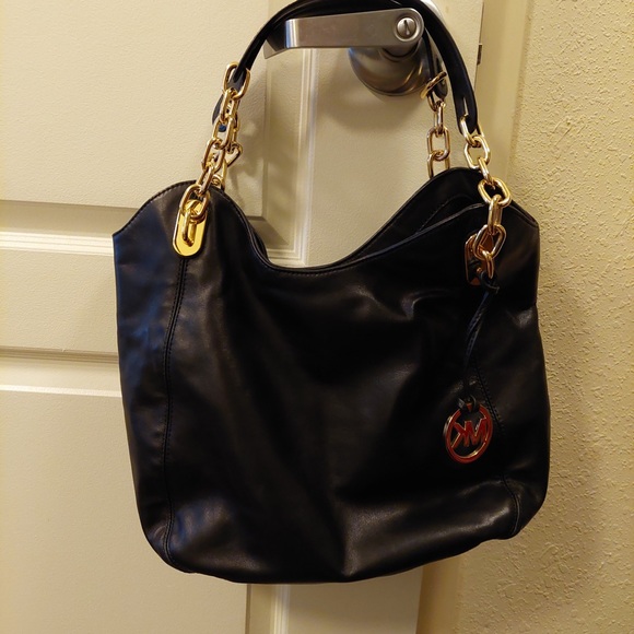 MK leather bag - Picture 6 of 7